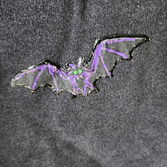 Vintage Hanes Her Way Long Sleeve Black Sweatshirt Halloween Handmade Puff Paint - Picture 5 of 7